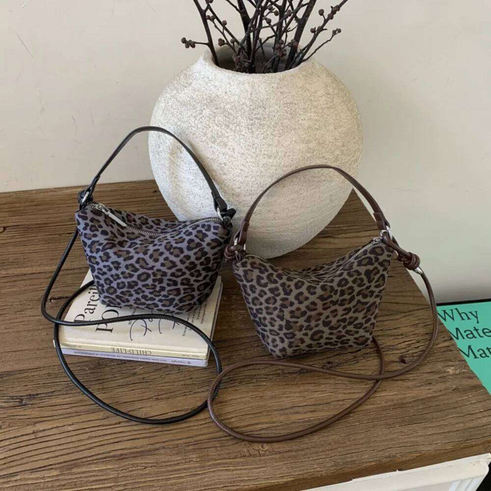 Fall Winter Retro Phone Small Women's 2025 New Fashion Leopard Print Handbag Versatile Crossbody Single Shoulder Bag