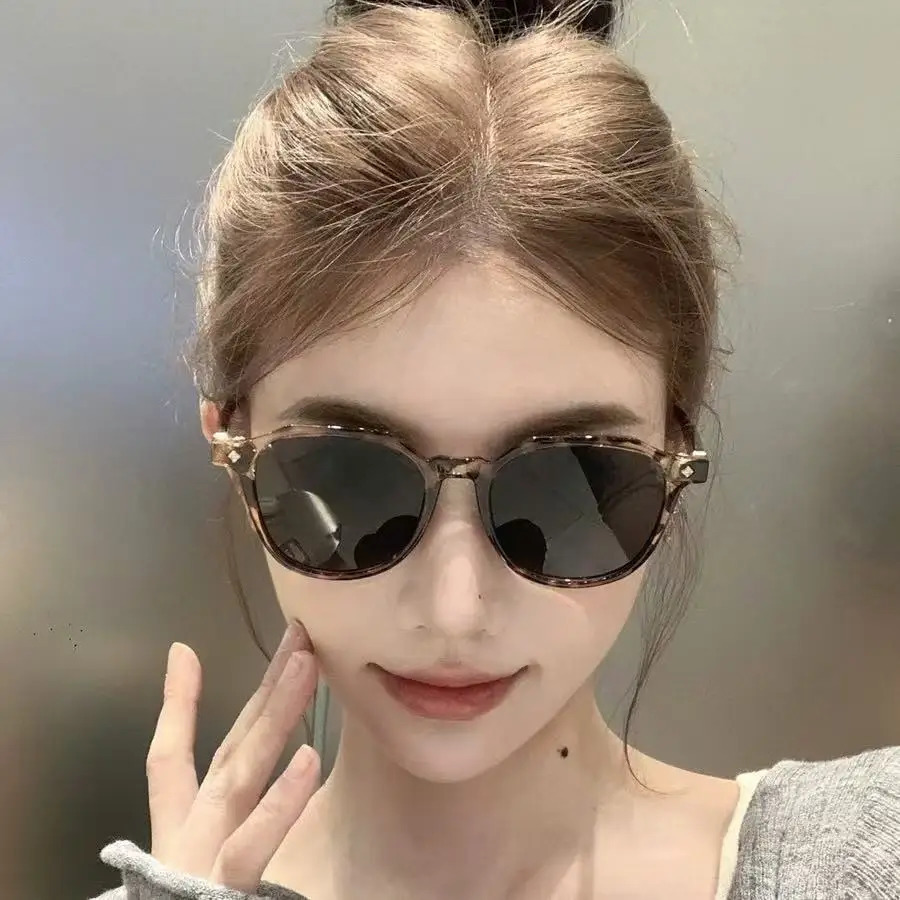 Womens Fashion Sunglasses Girl Style Sunglasses UV Protection Korean Version High End Retro Polygonal Black Sunglasses 260128