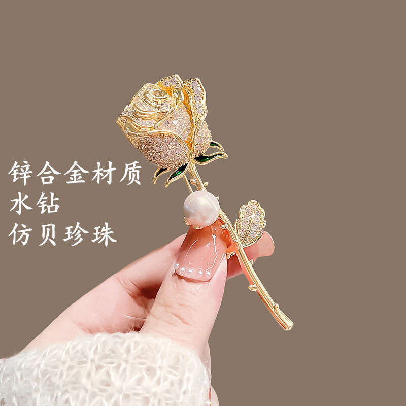 Exquisite Rose New Versatile Inlaid Crystal Flower Pin Shiny Design Anti-Exposure Brooch