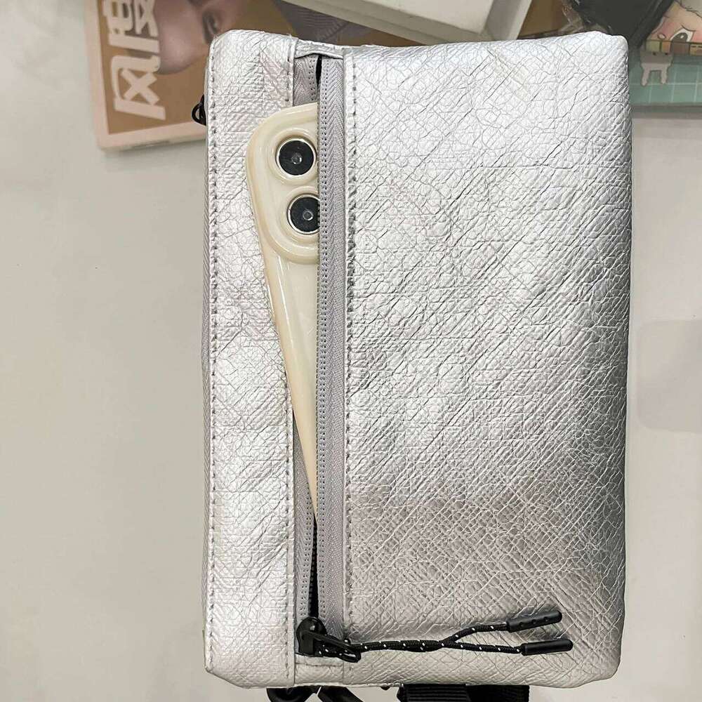 Multi-functional trendy sports large-capacity travel backpack with two carrying options crossbody and shoulder