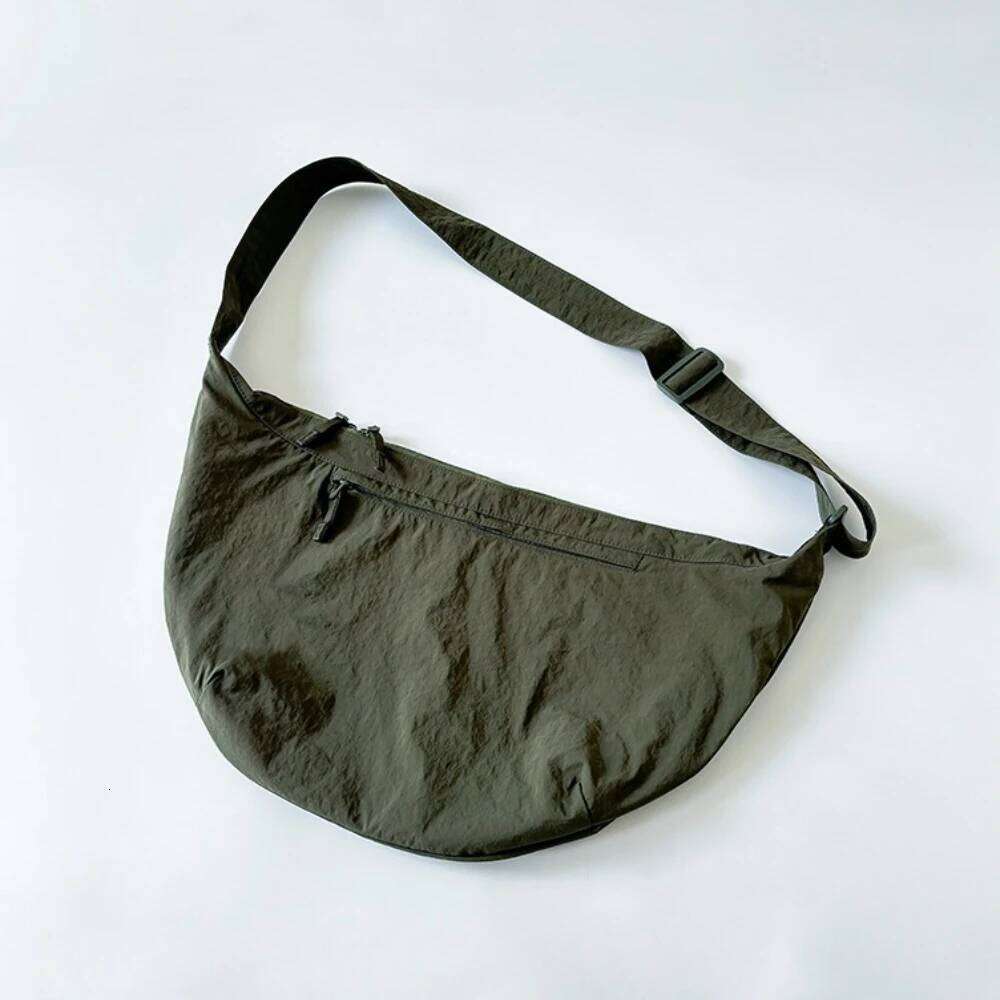 Hobos Crossbody Bags Large Capacity Female Nylon Shoulder Bag Lightweight Zipper Pocket Purse Handbags Men's and Women's Casual