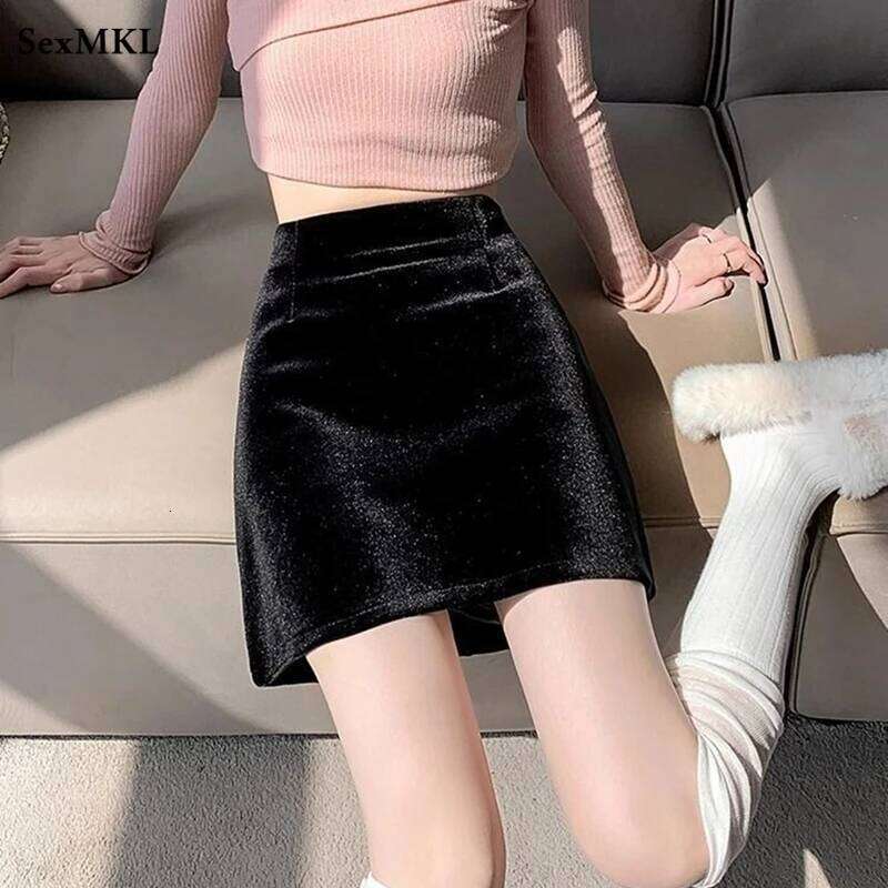 Casual A Line Velvet Mini Skirts Women 2025 Korean Fashion Y2k Clothes Slim Faldas High Waist Harajuku Shorts Black Micro Skirt XJ260131