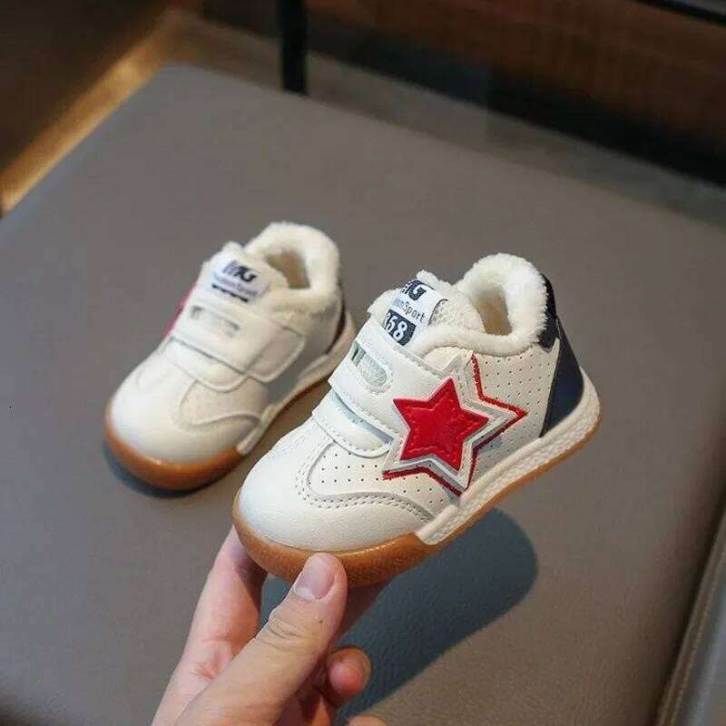 Winter Plush Warm Baby Boys Girls Casual Star PU Hook Loop Children Sneakers White Soft Anti Slip Toddler Kids Sport Shoes Y260128