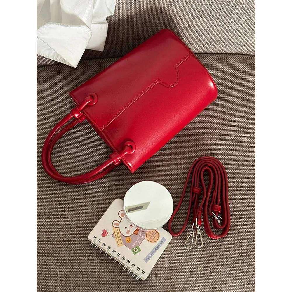 Fashion New Chic Bucket Bags for Women Retro Red Versatile One Shoulder Crossbody Bag Autumn Winter Commuting Shopping Handbags
