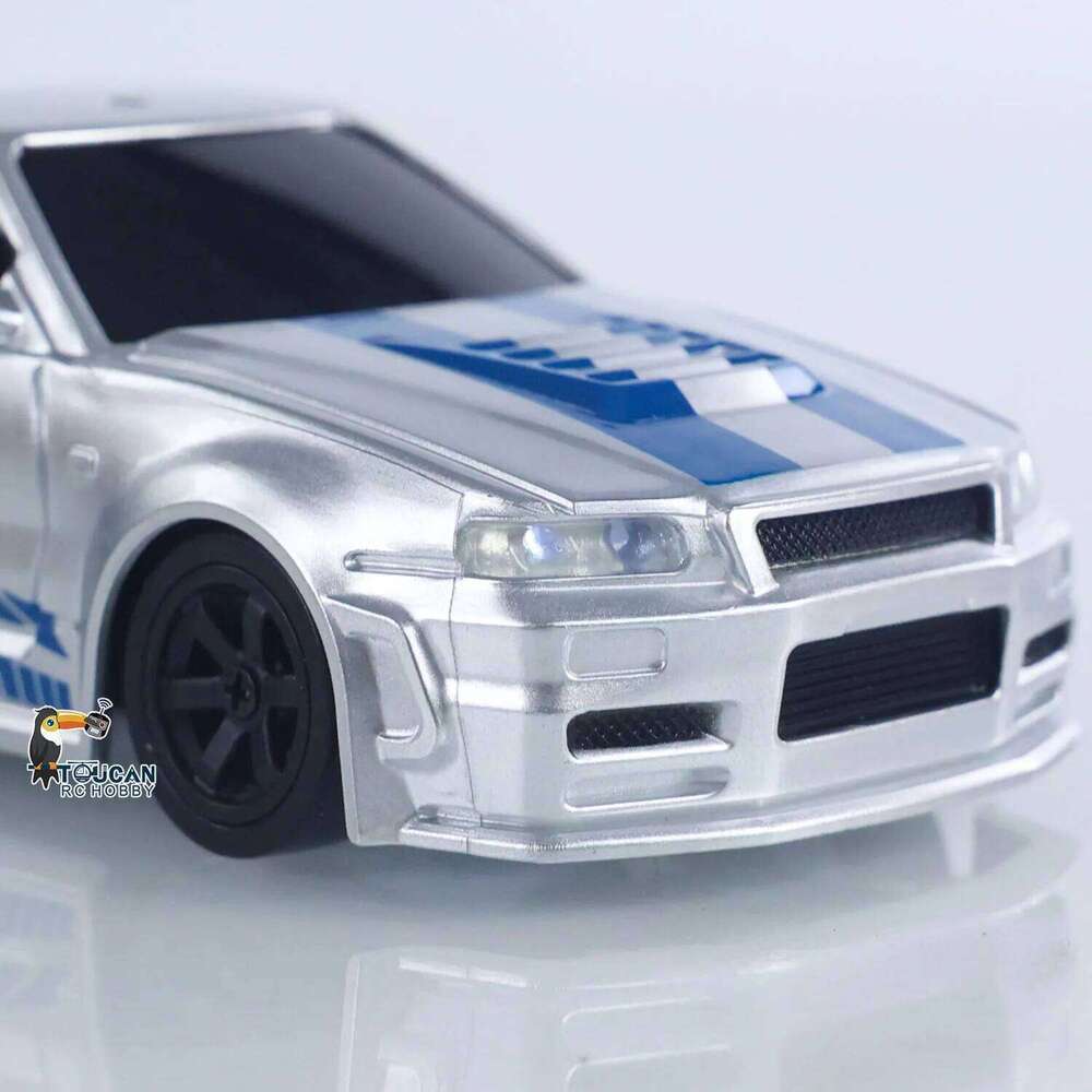 1/43 RC Racing Radio Controlled High Speed Drift Vehicle 4WD RTR Mini Car Toy 2.4G Battery Lights Gyroscope Gift Y260131
