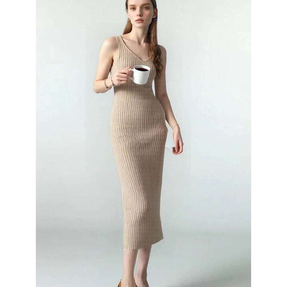 NEW Chic Women's Autumn Multi-Color V-Neck Ribbed Sleeveless Cami Midi Dress, Sexy Slim-Fitting, Soft Knit Fabric XJ260131