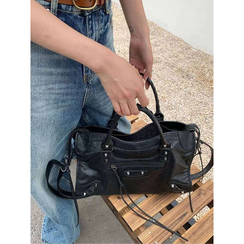 2026 Trendy Motorcycle Bags Women's City Tote Bag Y2k Classic Street Fashionable Shoulder Pu Leather Crossbody Handbag