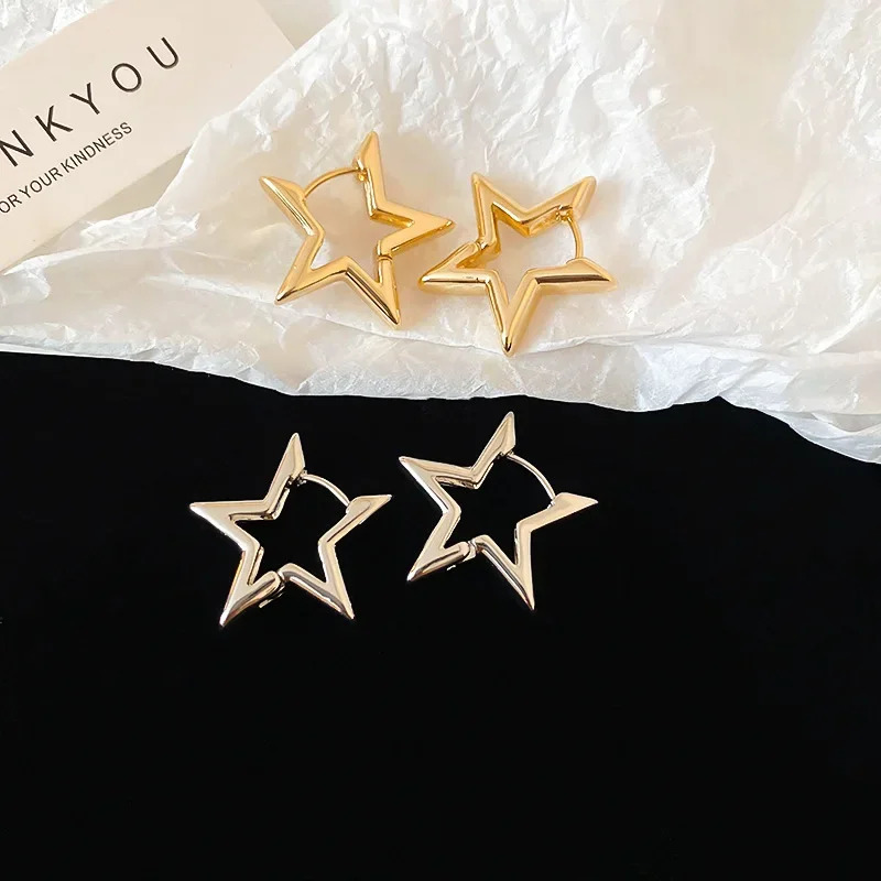 Fashion Simple Smooth Star Hoop Earrings Women Minimalist Hoops Huggie Hollow Ear Buckle Earring Punk Jewelry Gifts 260126