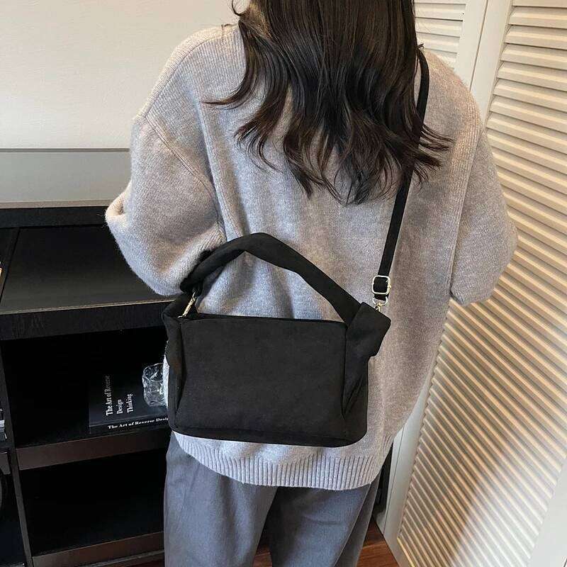 LEFTSIDE Women Small Faux Suede Shoulder 2025 Winter Retro Soft Crossbody Bag Luxury Designer Trend Brand Handbags XJ260131
