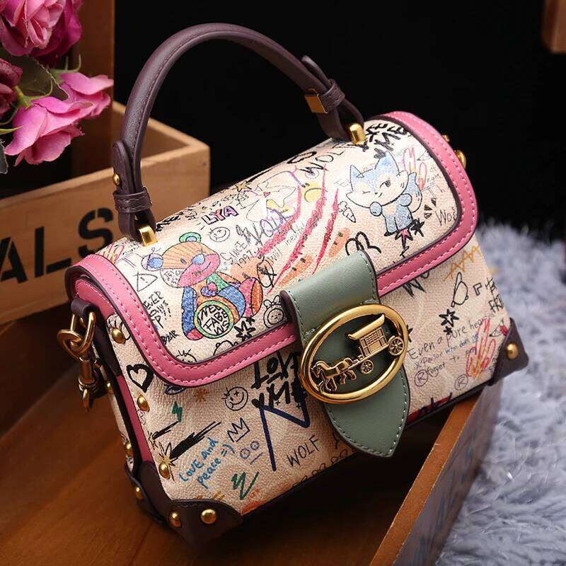 Brand premium women's graffiti box small square bag 2024 new autumn and winter designer handbag single shoulder crossbody ba
