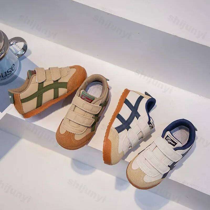 Children's Sneakers Boys Girls Soft Sole Non-slip Casual Student Running Baby Kids School Sports Warm Cotton Shoes Y260128