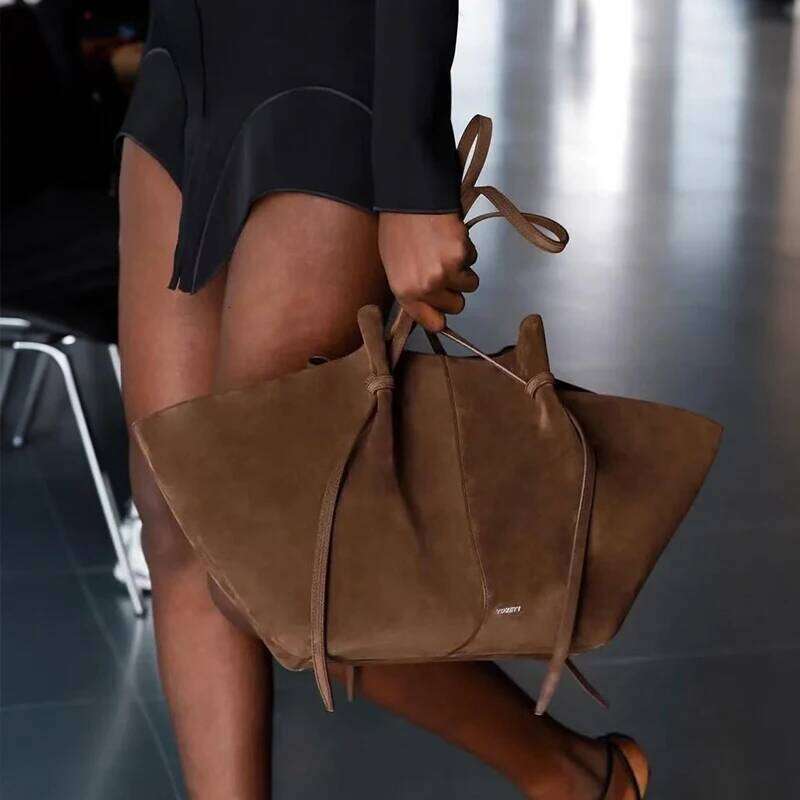 Luxury PU Leather Women's Tote Large Capacity Shoulder Designer Handbag Wing-shaped Storage Bag Frosted Shoppingbag XJ260130