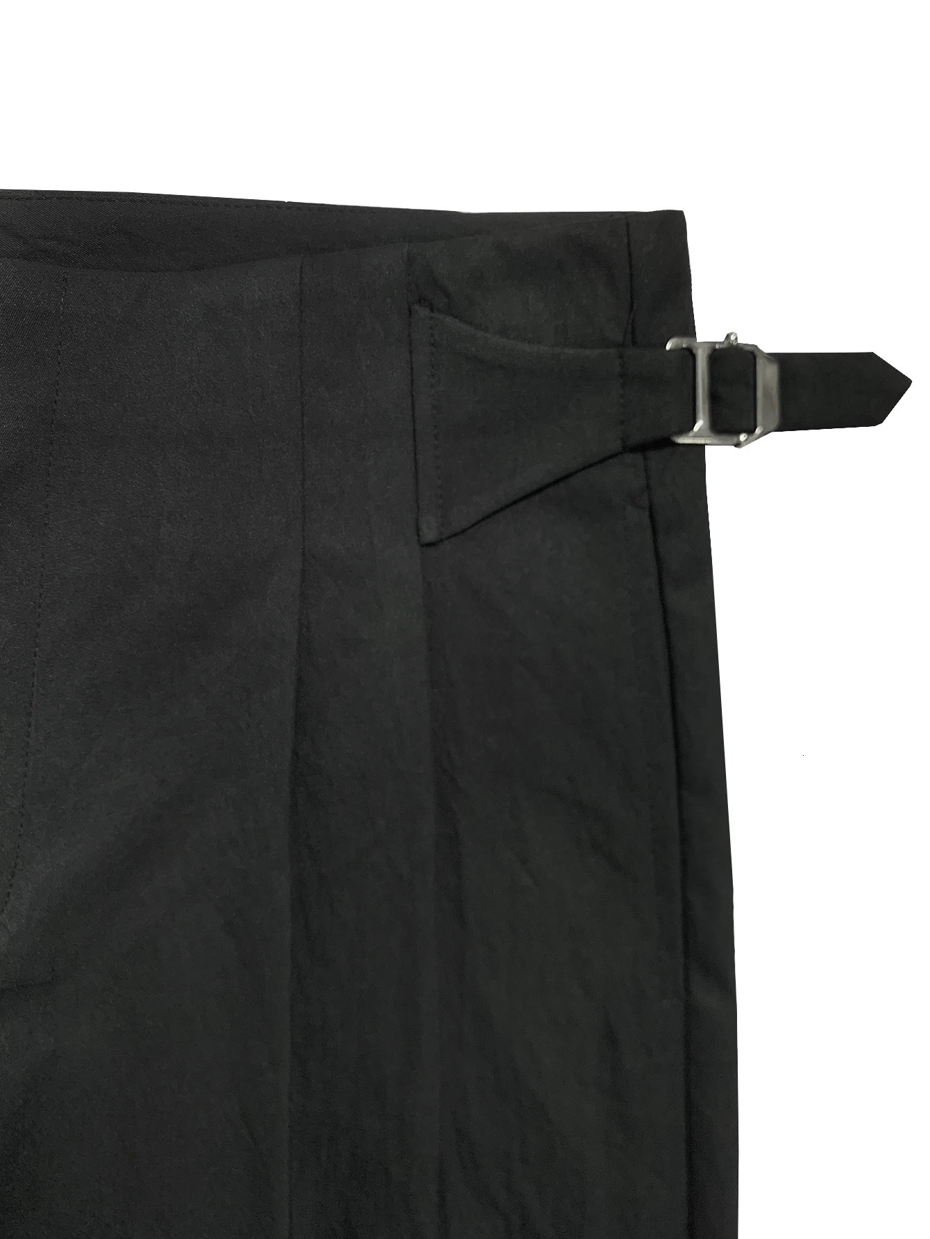 FallWinter 2025 Mens Elegant Italian Neapolitan High Waist Wide Leg Pants with Tucks And Buttons Business Casual Style 260120