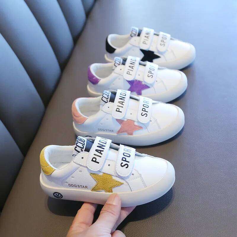 Small White Autumn New Girls Dirty Casual Stars Breathable Boy Board Shoes Sneakers Comfortable Daily Kids Y260128