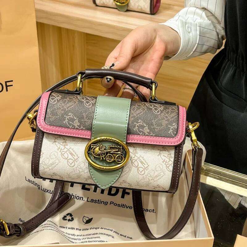 Women's handbag 2023 new high-end leather pillow crossbody small square bag, women's autumn and winter horse drawn cart