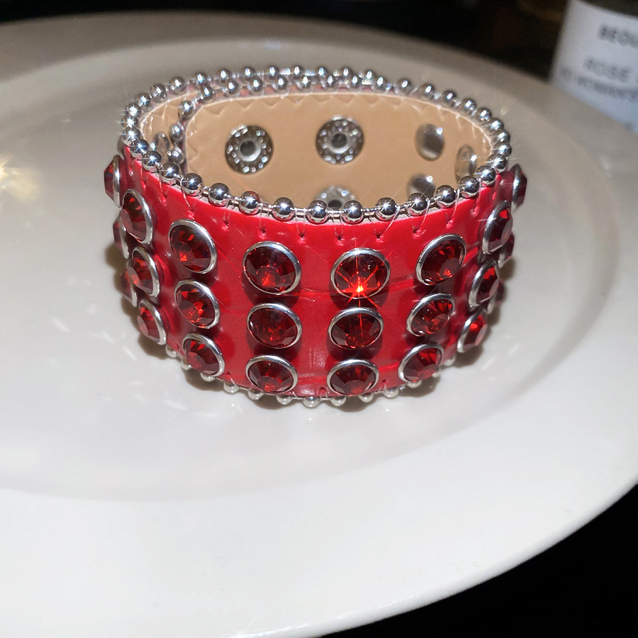 European and American Cross-Border Diamond-Studded Cross Buckle Personalized Fashion Sweet Cool Style Bracelet, Unique Design Niche Jewelry for Women - view 4