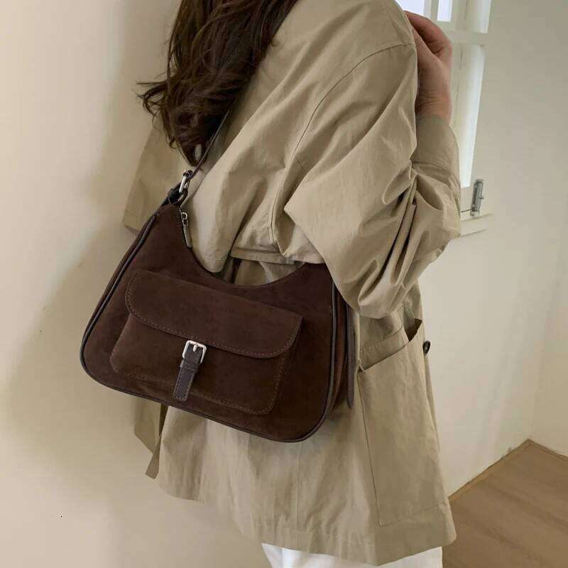 Korean Style Ins Niche Design Retro Suede Tote for Women 2025 New Autumn and Winter Commuter Shoulder Crossbody Bag 7573XMT XJ260131