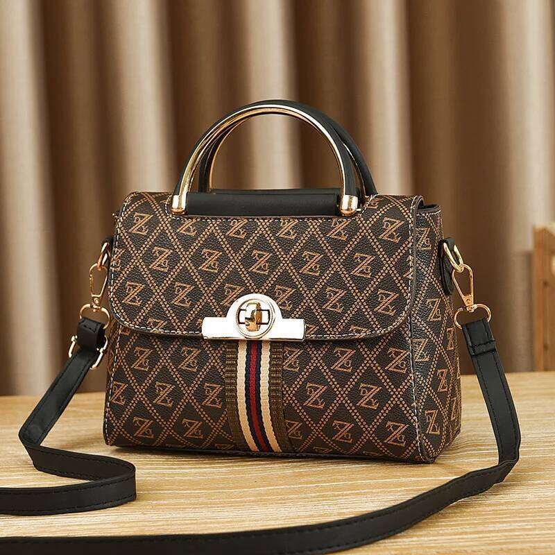 Vinta Large Capacity Tote Printed Letters One-Shoulder Crossbody Women's Bag Metal Buckle Stripe Decoration PVC Fabr