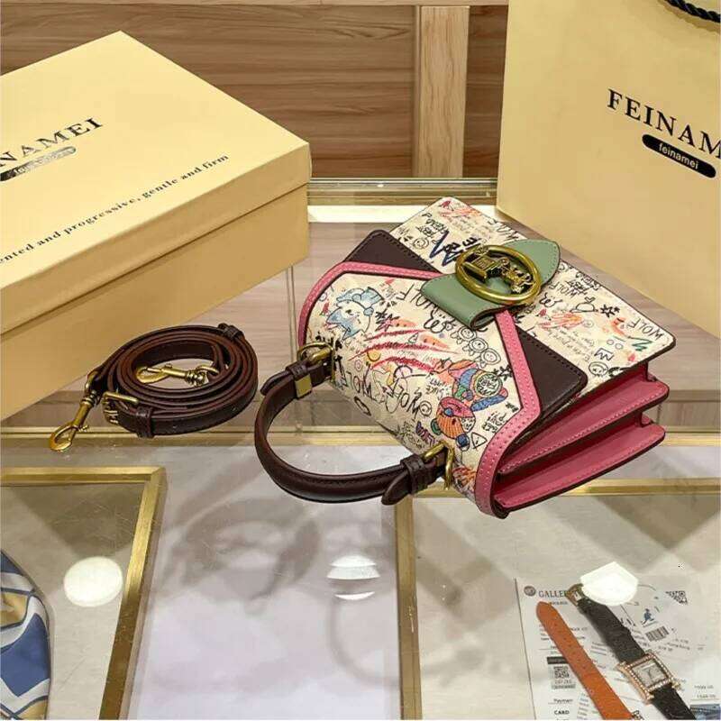 Women's 2024 New High end Luxury Printed One Shoulder Handbag Contrast Color Minimalist Fashion Crossbody Bag