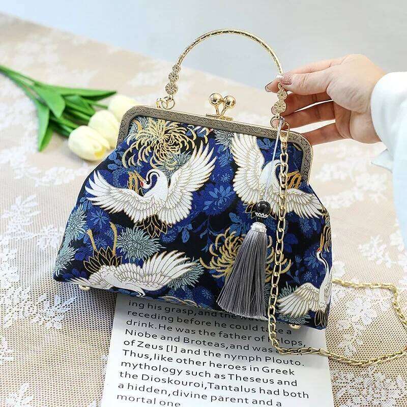 Fashion Vintage Fringe Small Shell Bags Chain Women Shoulder Crossbody Bag Crane Flying Women's Handbags Purses Embroidery