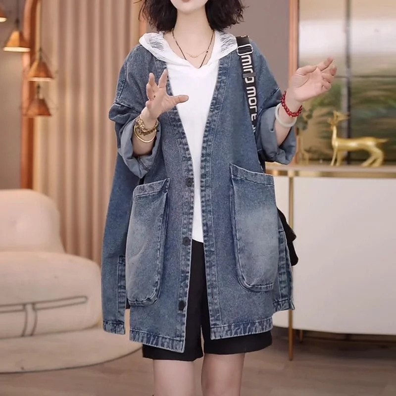 Wide Casual AndFAshionable Fixed Color Denim Jacket for Women Medium and Long Spring Style Loose Light Top 260120