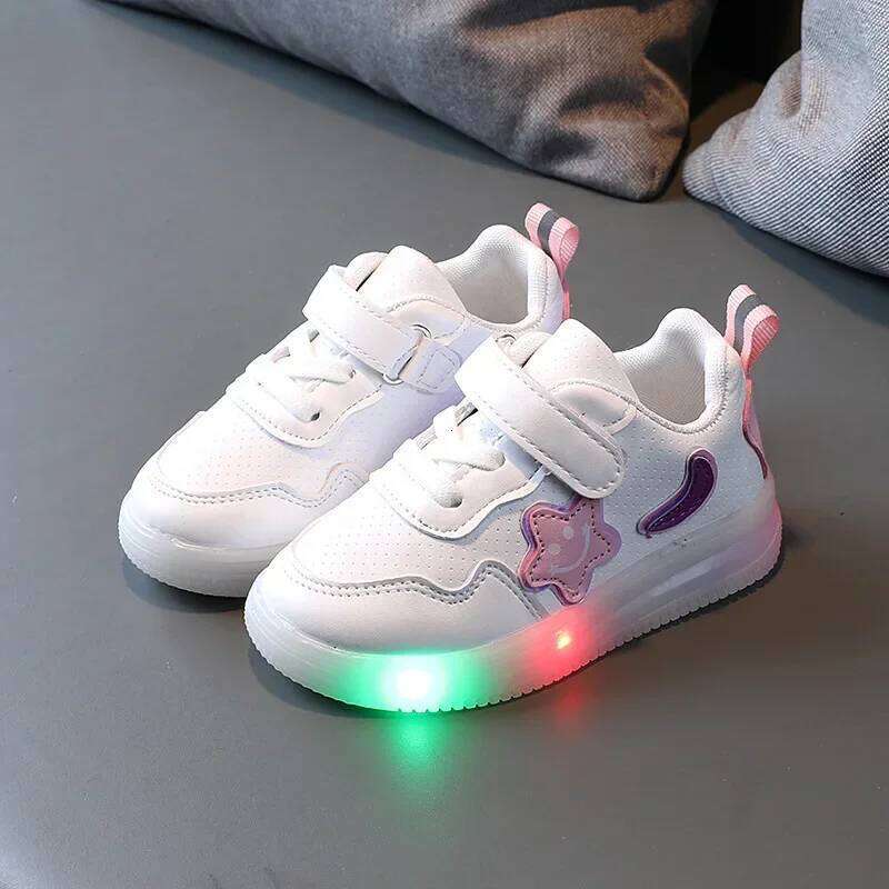 Kids LED Light Casual Boys Cute Cartoon Glowing Sneakers Children Soft Bottom Anti Slip Sports Fashion Girls Shoes Y260128