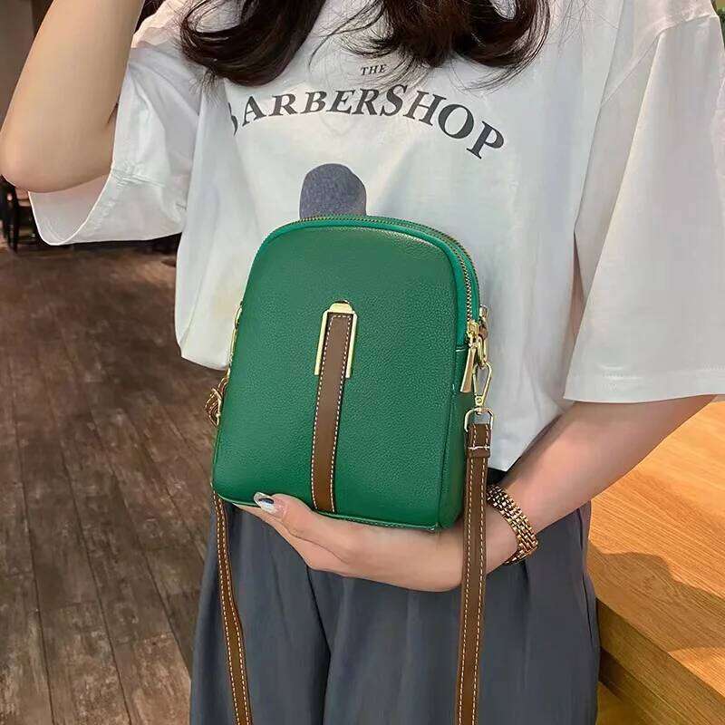 Crossbody bag women's new autumn winter Japan and South Korea PU soft vertical solid color personality design with headphone XJ260131
