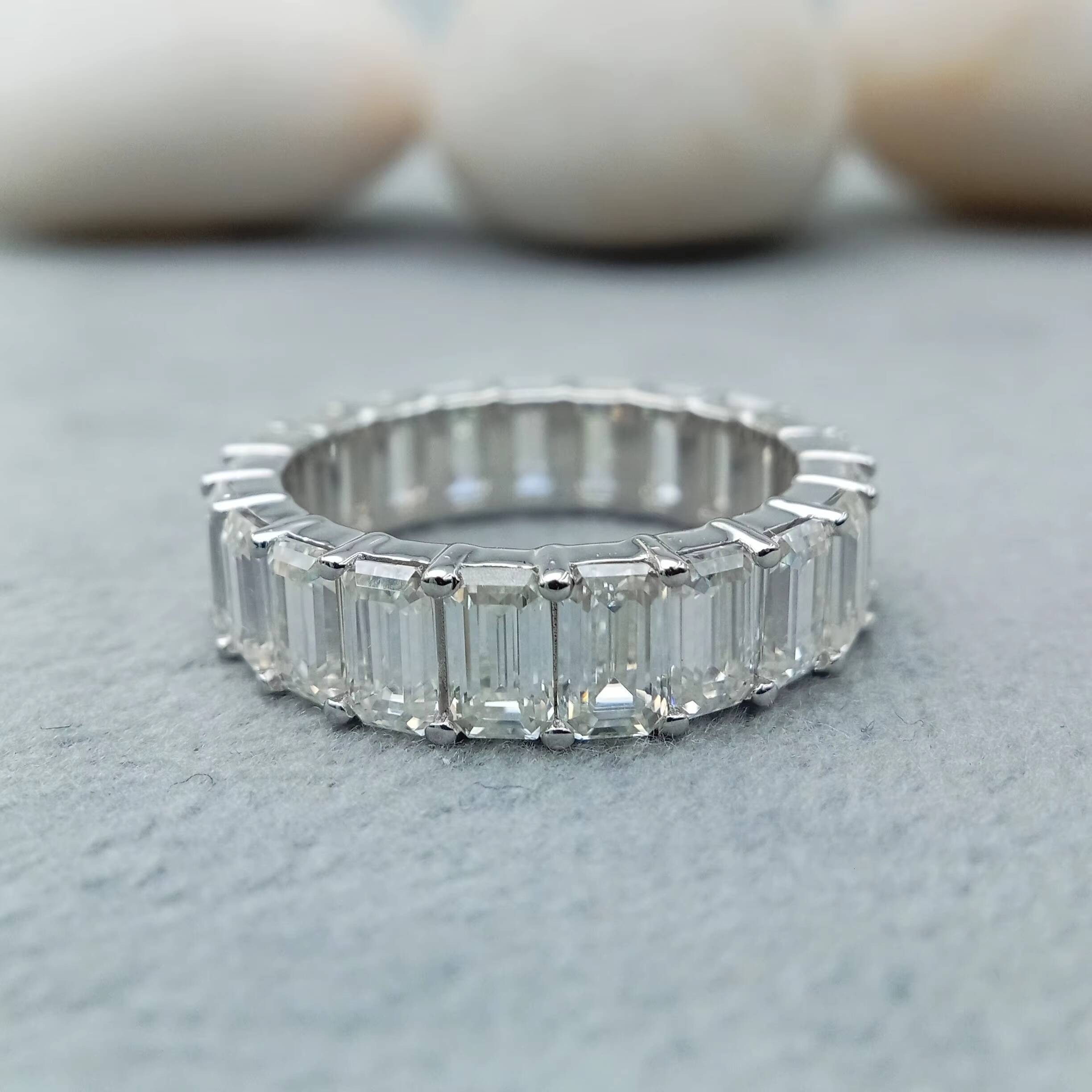 Engagement Classic Wedding Ring Unisex Fine Solitaire VVS Lab Grown 2ct Baguette Cut Diamond 14k/18k Gold Plated for IGI