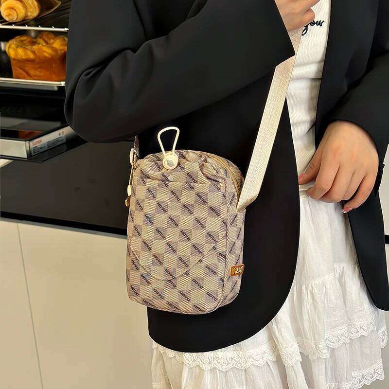 Advanced and Western style small shoulder high-quality vintage mother crossbody bag, middle-aged women's bag