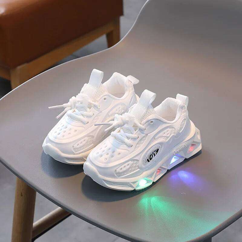 Children Glowing Sneakers Boys Led Lighted Casual 2023 Spring Autumn Candy Color Breathable Kids Girls Sports Shoes Y260128