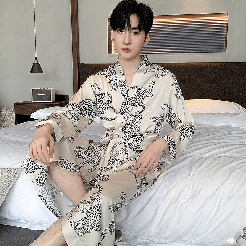 2026 New Designer Men's Leopard Pattern Pajamas Spring And Autumn Ice Silk Robe Summer Thin Long Sleeve Imitation Silk Home Clothes Plus Large Ba - view 5
