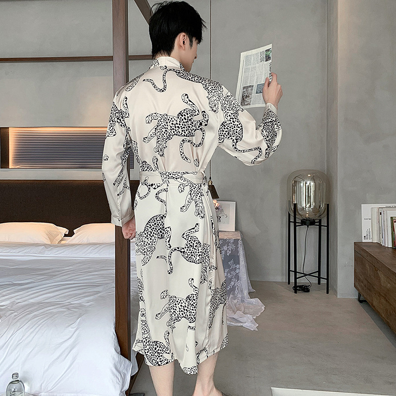 2026 New Designer Men's Leopard Pattern Pajamas Spring And Autumn Ice Silk Robe Summer Thin Long Sleeve Imitation Silk Home Clothes Plus Large Ba - view 6