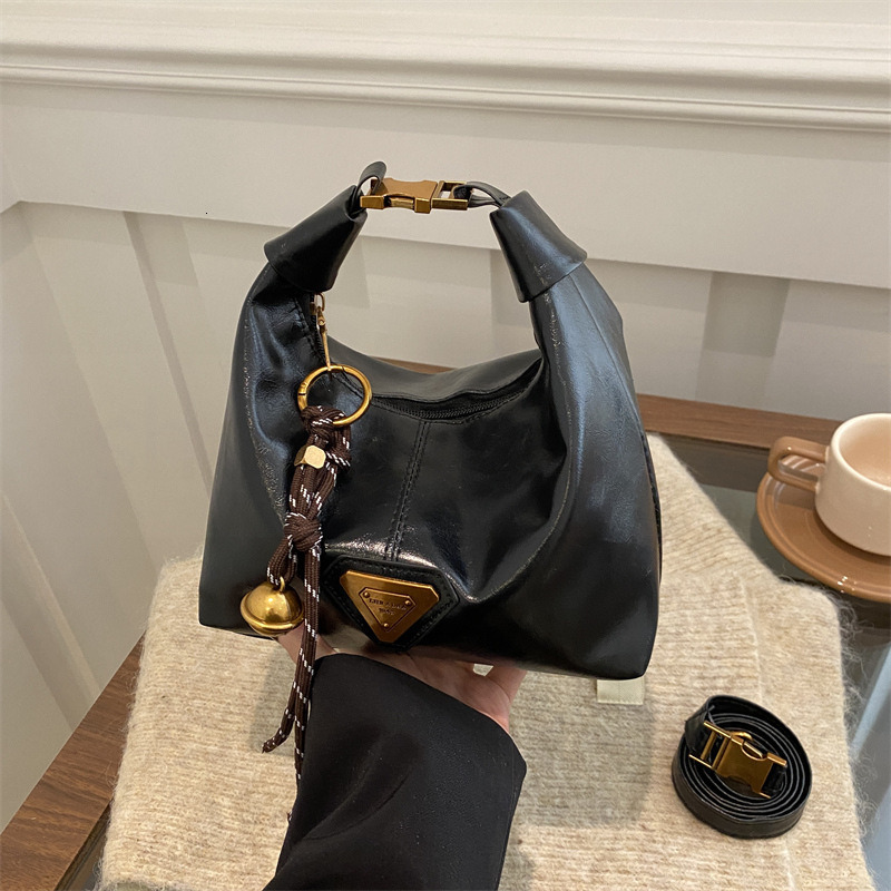 Fashion Bucket Bag Dumpling Bag Handbag Women Shoulder Bag Crossbody Bag Casual Bag 2026 New Versatile Multifunctional Daily Commute Outdoor Shoulder 