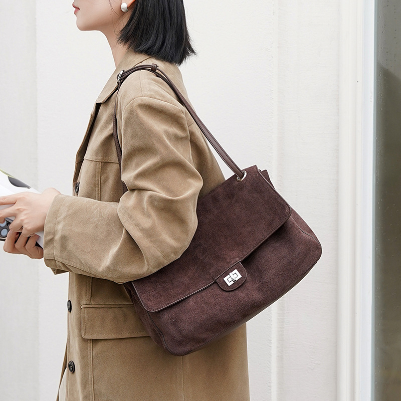 Matte suede messenger high-end crossbody fashionable and casual underarm bag, large-capacity shoulder tote bag for cross-border use - view 5