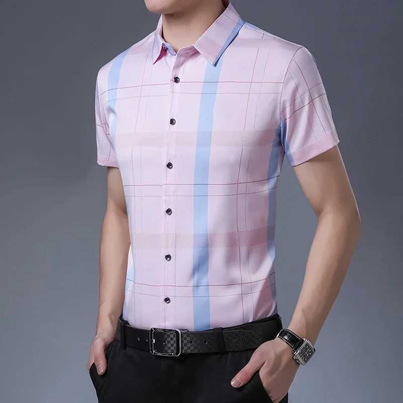 New Men's Casual Printed Short Sleeved Lapel Shirt for Summer Fashion Comfort No Ironing Wrinkle Resistant Top Z260805