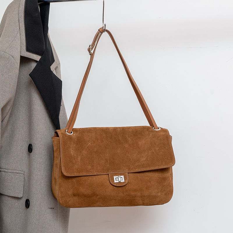 Matte suede messenger high-end crossbody fashionable and casual underarm bag, large-capacity shoulder tote bag for cross-border use - view 3