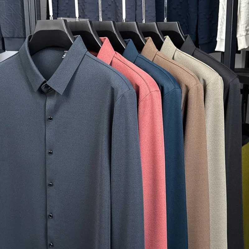 Men's Wool-Blend Dress Shirt Charcoal Gray Business Essential Seamless Technology Non-Iron Tailored Collar All Season Comfort Z260805 - view 3