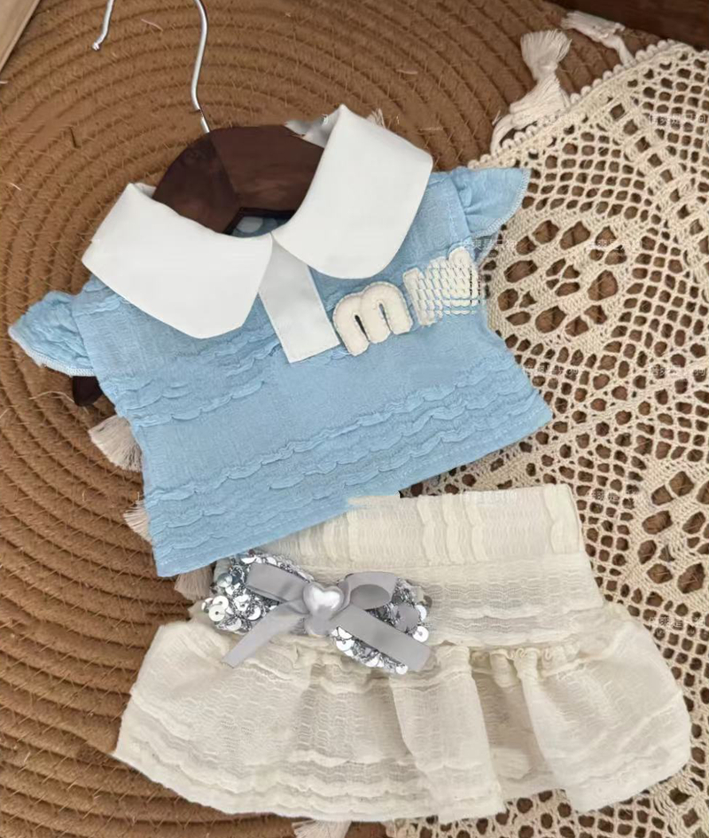 Luxury Dog Dress Two Piece Outfit Lapel Top Lace Skirt Set Sequins MM Designer Bow Light weight Breathable Puppy Clothes for Small Medium Pets Bichon 