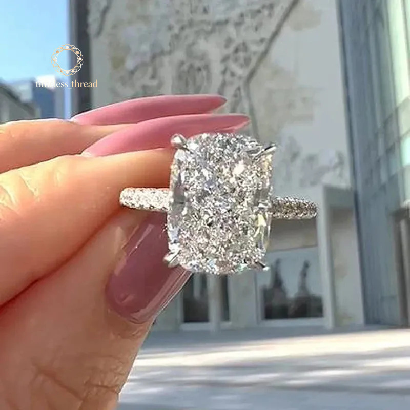2024 Popular Gorgeous For Women Sparkling Luxury Jewelry 925 Sterling Silver Lagre Cushion Shape 5A Moissanite CZ Diamond Elegant Party Female Wedding