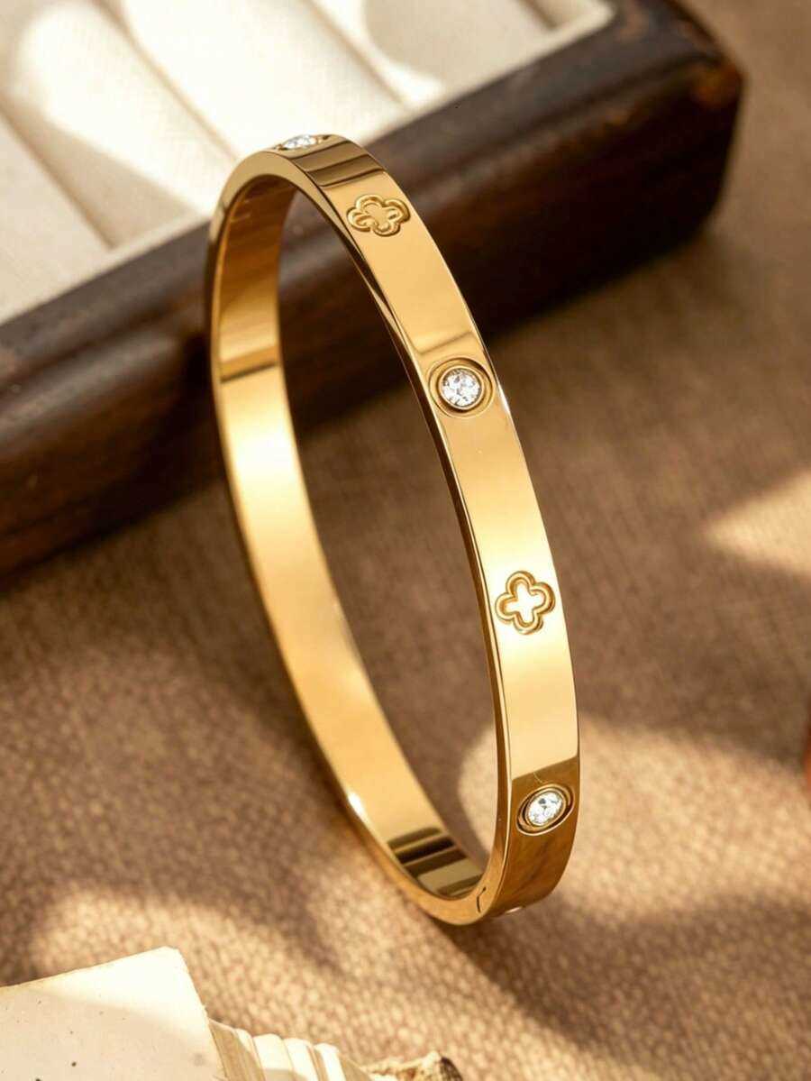 31pc 18K Gold Plated Premium Stainless Steel Bracelet Womens Flower Zirconia Bracelet Multi Jewelry Set Includes Chain Gear And Design Fas H260808 - view 6
