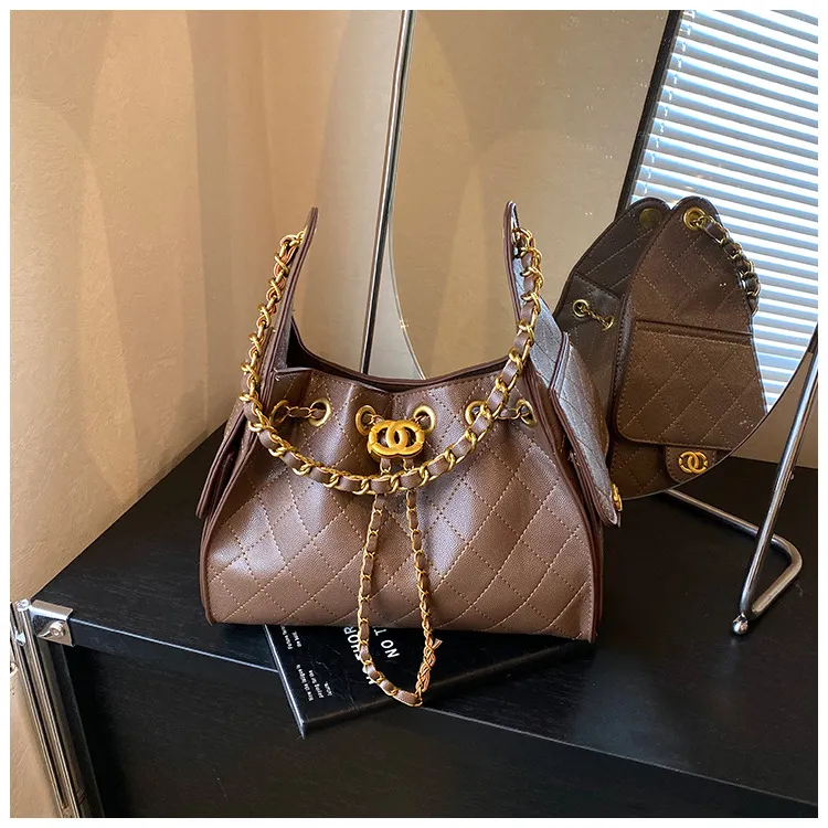 LUYIWEINASI Prluxury designer bag 2026 Women's Viral Quilted Chain Bucket Bag Large Capacity Shoulder Underarm Motorcycle Style Purse free shippi - view 6