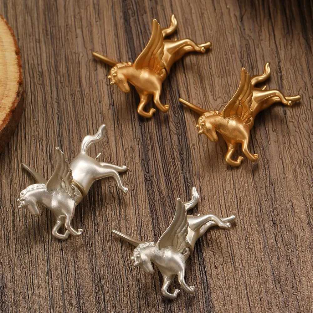 Matte Creative Playf Gold Color Stainss Steel Stereo Art Horse Stud Earrings for Wen Fashion Designer Jewelry Gifts N260810 - view 5