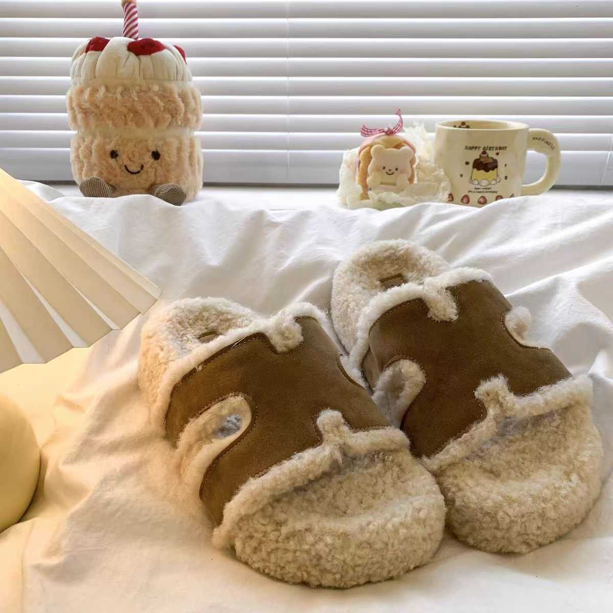 Brocken thick-soled fuzzy slippers for women, fashionable outerwear style, 2026 new autumn-winter collection, versatile fuzzy shoes, single-cotton sli - view 5
