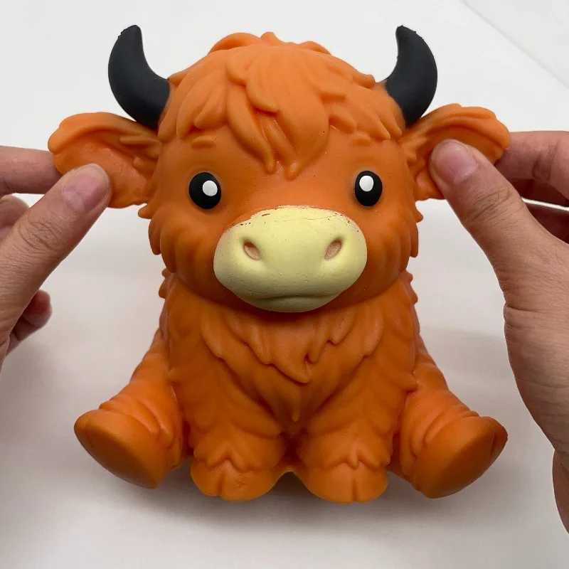 Stress Cow Jumbo Balls Highland Squishies Fidget Toy Squeeze Ball Fidget Toy for Adults Slow-Rising Stress Relief Squeeze Toy L260812 - view 3