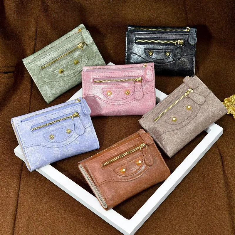 Wallets Designers Woman Coin Pouch Featuring Brass Hardware And Rivet Details Minimalist Style Small Wallet For Everyday Use - view 3