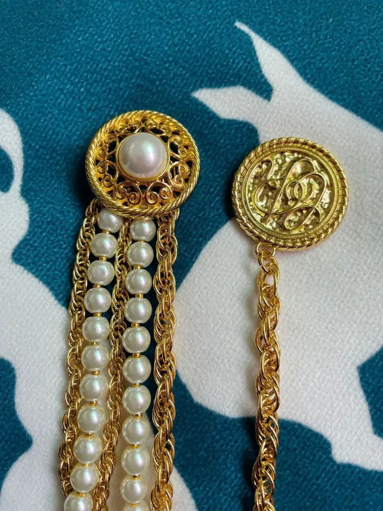 French vintage metal versatile belt chain with retro Baroque pearls and multilayered round pendant accessory 260814 - view 5