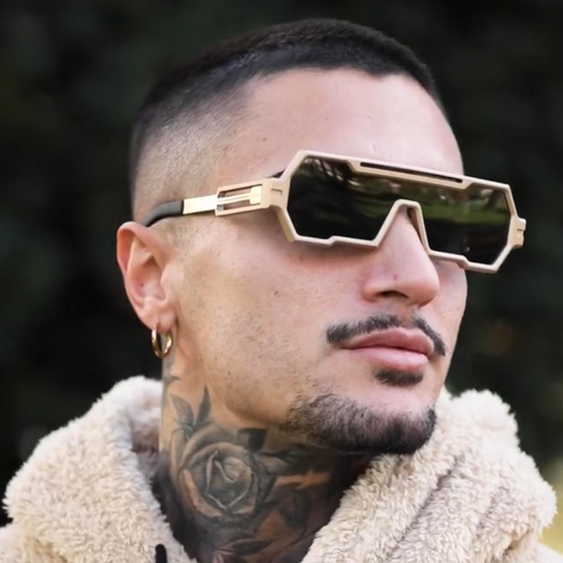 Luxury Brand Designer Sunglasses Gold One Piece Shield Sunglasses Geometric Polygon Frame Futuristic Cyber Punk Dark Lens Men Women Party Sun Glasses - view 3