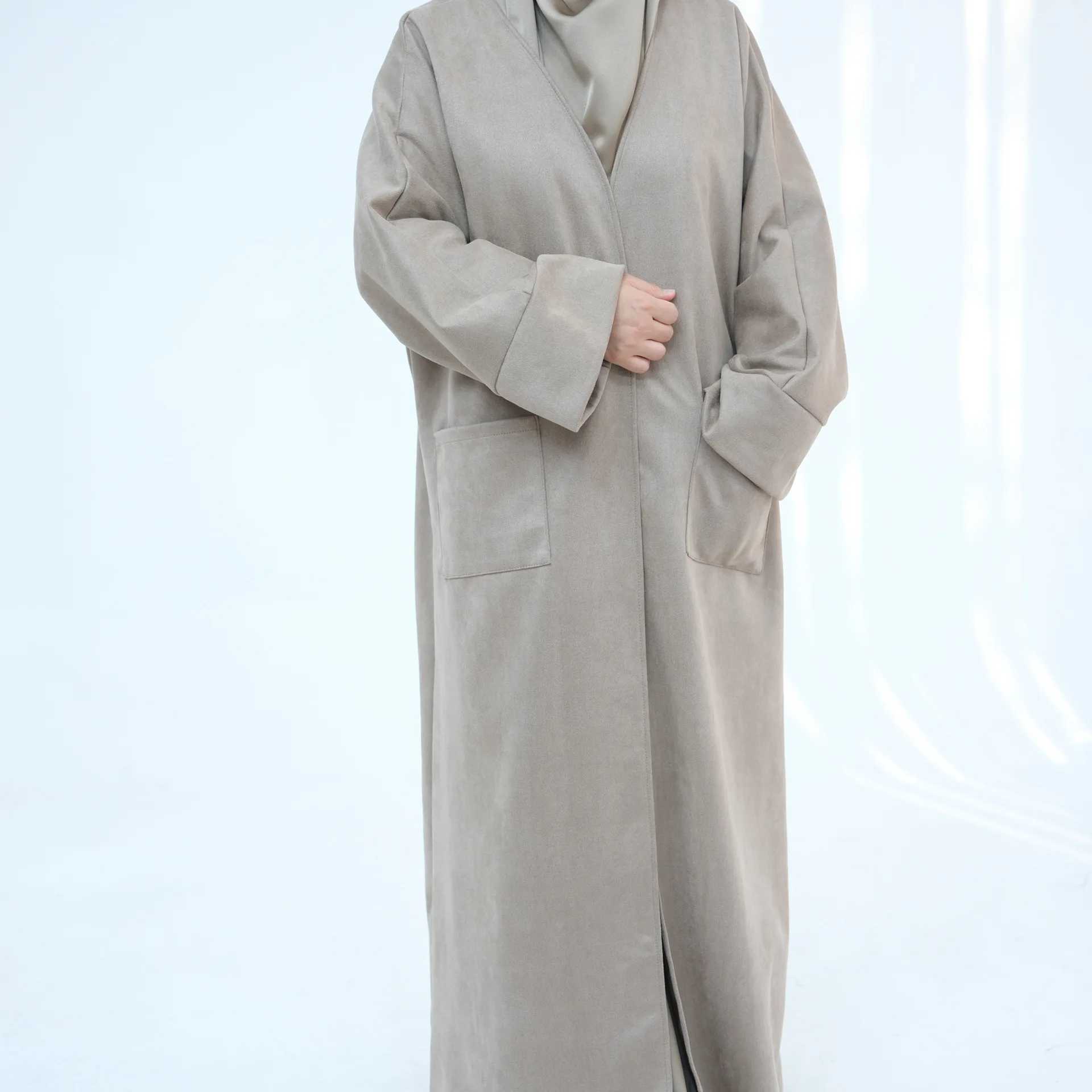 Winter Suede Open Abaya Kimono Cardigan Muslim Warm Coat Tunics and Abayas for Women Dubai Luxury Kaftan Autumn Islamic Clothing C2601027 - view 5