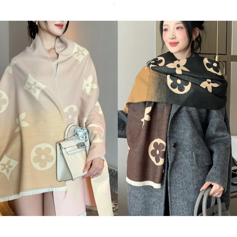 Designer Scarf New Autumn Winter Luxury Warm Scarf For Women Ins Style Atmosphere Neck Classic Shawl Large Blanket Scarves For Autumn Winter