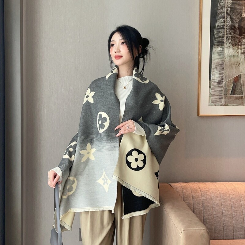 Designer Scarf New Autumn Winter Luxury Warm Scarf For Women Ins Style Atmosphere Neck Classic Shawl Large Blanket Scarves For Autumn Winter - view 3